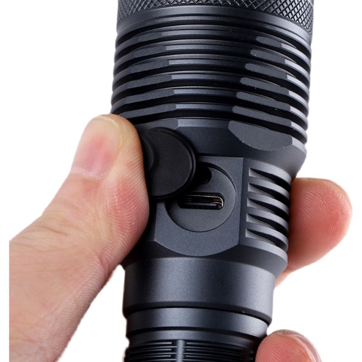 Aluminum Alloy Outdoor Flashlight