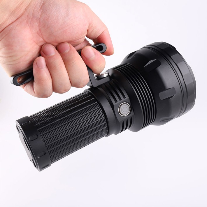 Direct Charge Long Range Aluminum Alloy Flashlight