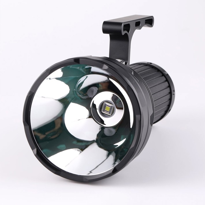 Direct Charge Long Range Aluminum Alloy Flashlight