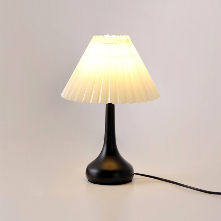 Pleated Bedroom Table Lamp