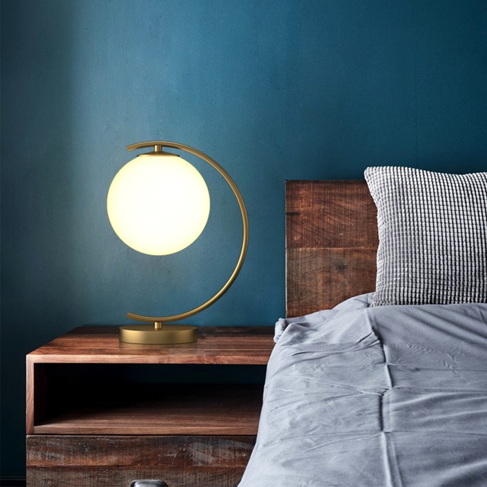 Frosted Globe Table Lamp