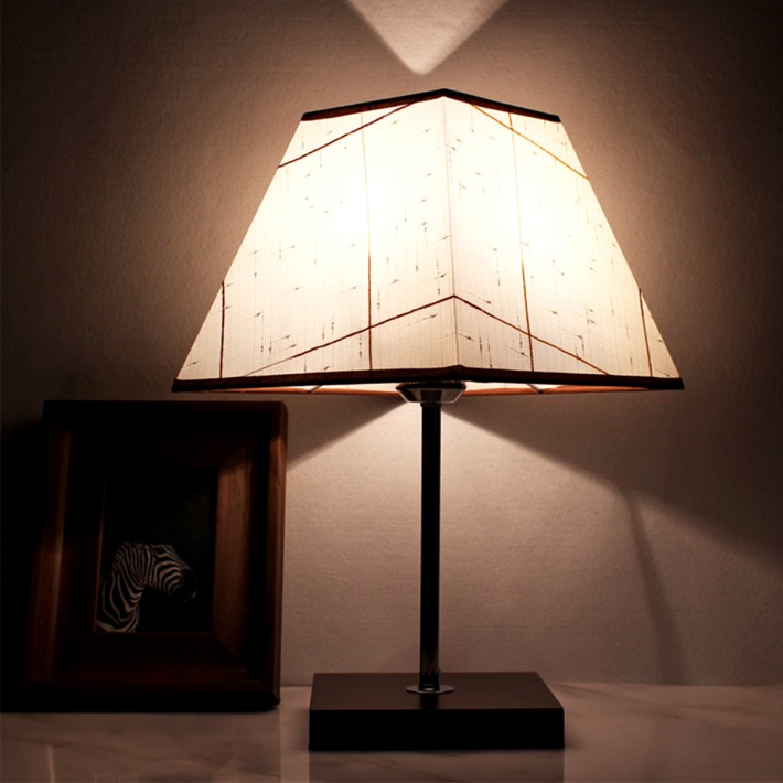 Solid Wood Fabric Dimmable Table Lamp
